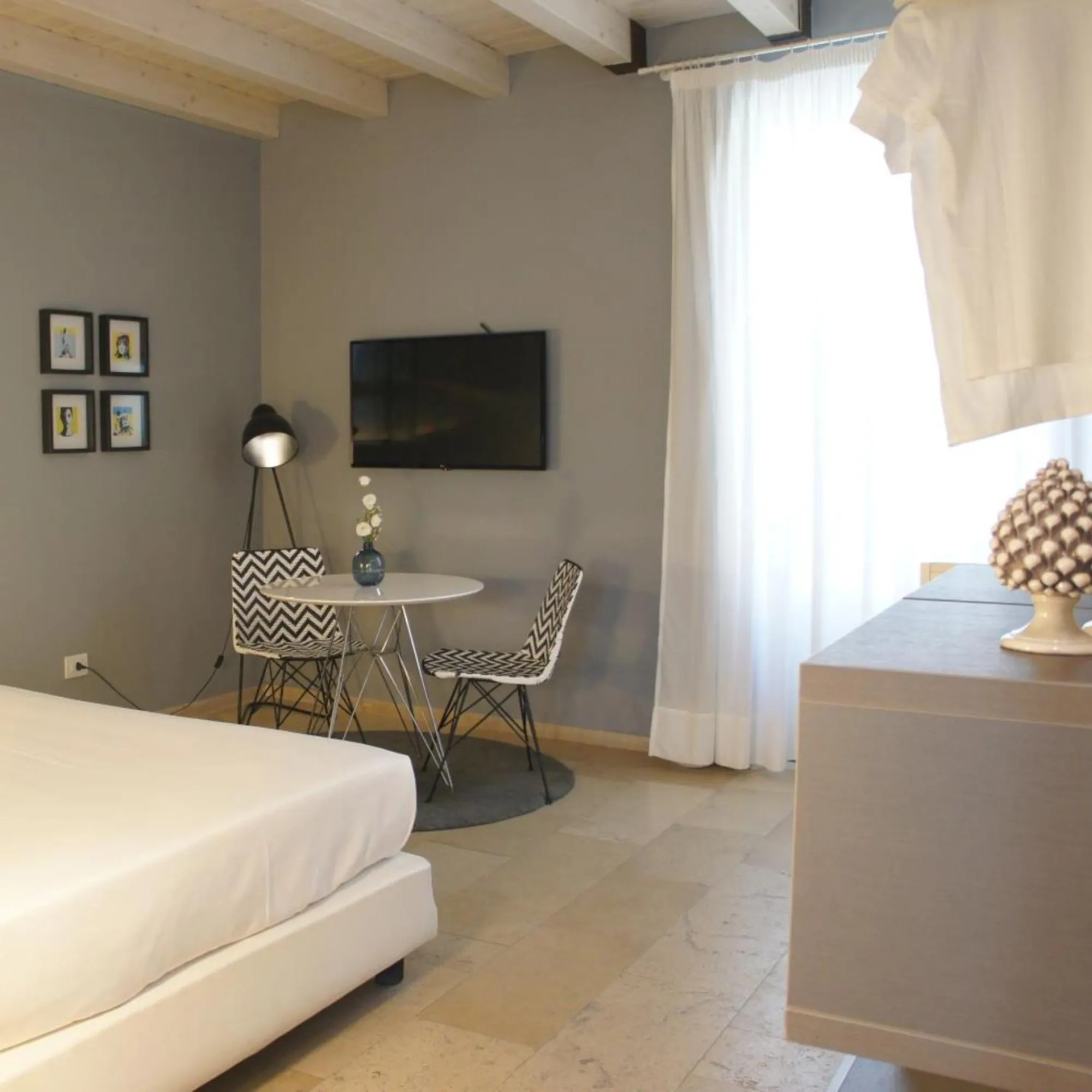 CinqueSuites-Ortigia-Foto-Junior-Suite-Deluxe-2-745760073-quadrata