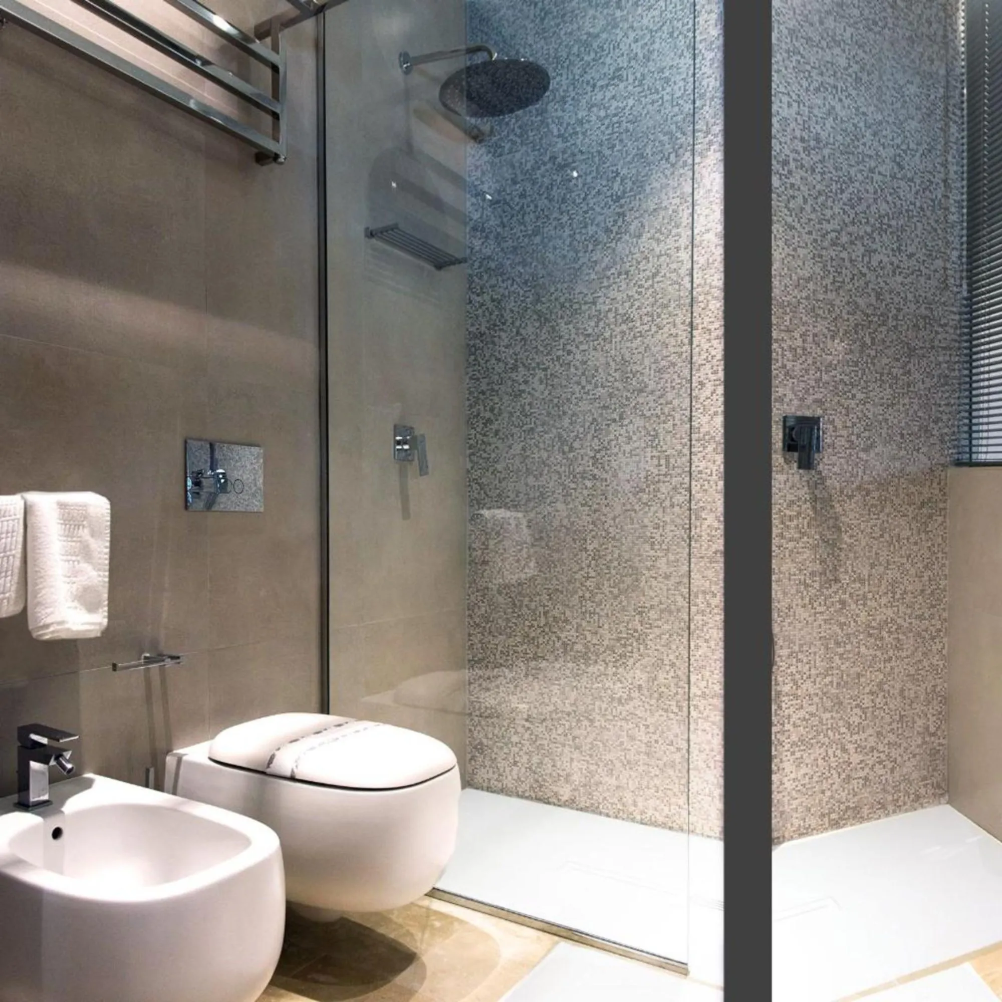CinqueSuites-Ortigia-Foto-Suite-Bagno-Esposto-109107707-quadrata