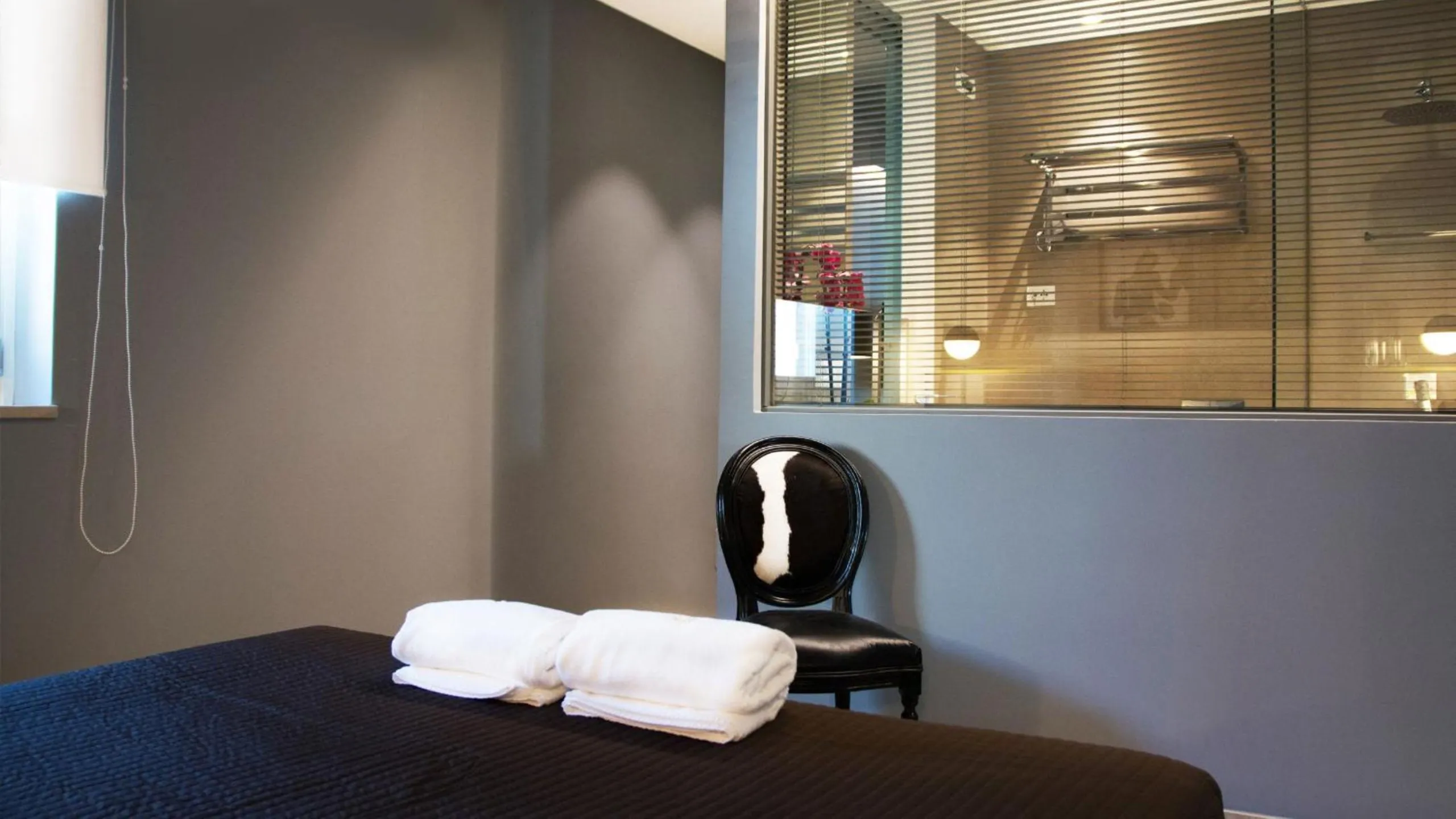 CinqueSuites-Ortigia-Foto-Suite-Bagno-Esposto-109107715-orizzontale